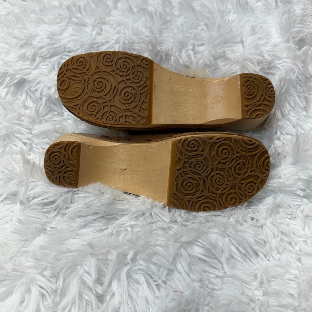 UGG Clogs - image 8